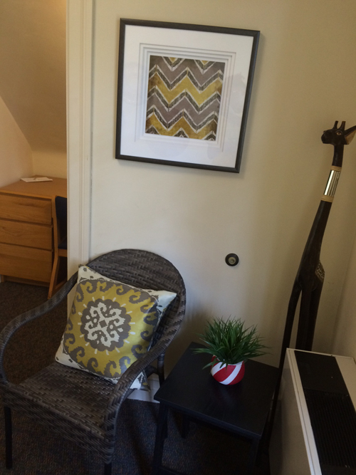 This corner is super cute!