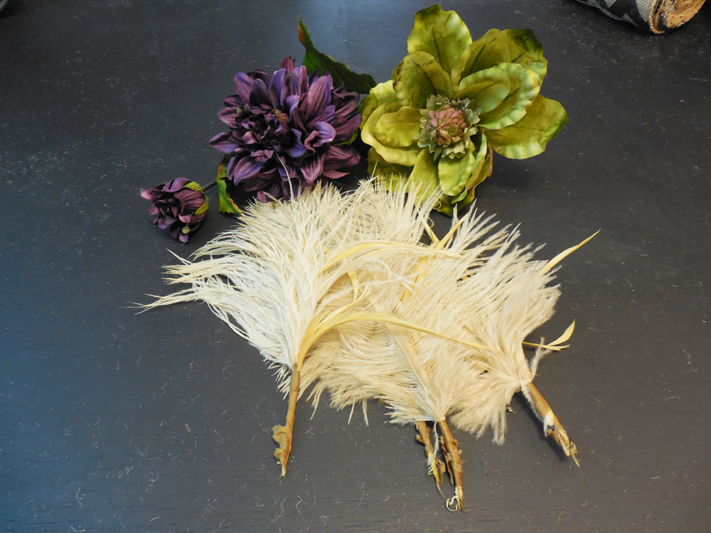 how to make a Fall burlap wreath