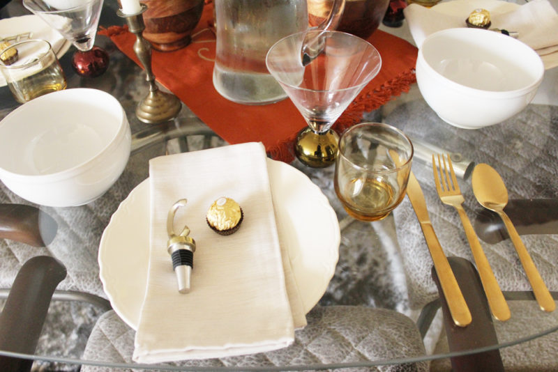 last minute thanksgiving tablescape ideas | Thanksgiving decor | Thanksgiving holiday party | Thanksgiving party | Friendsgiving party