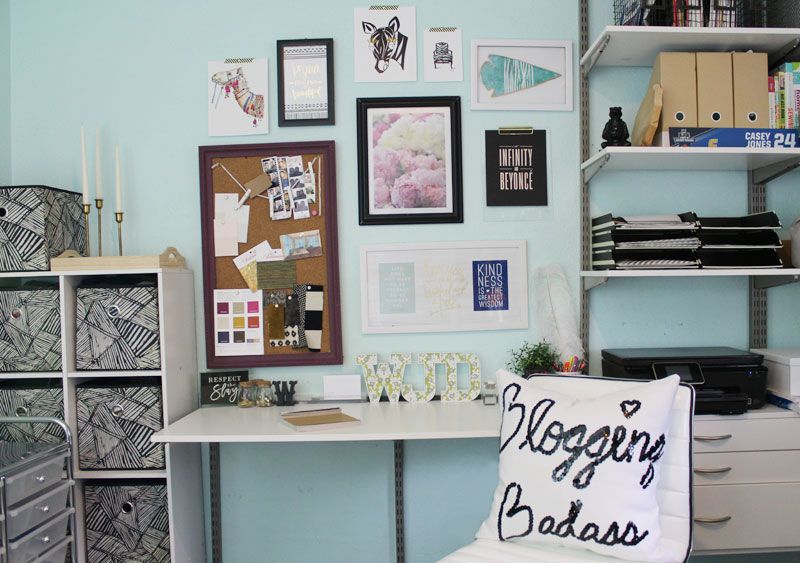 hanging a gallery wall with hang-o-matic | installing a gallery wall | gallery wall ideas | hanging art | how to install a gallery wall