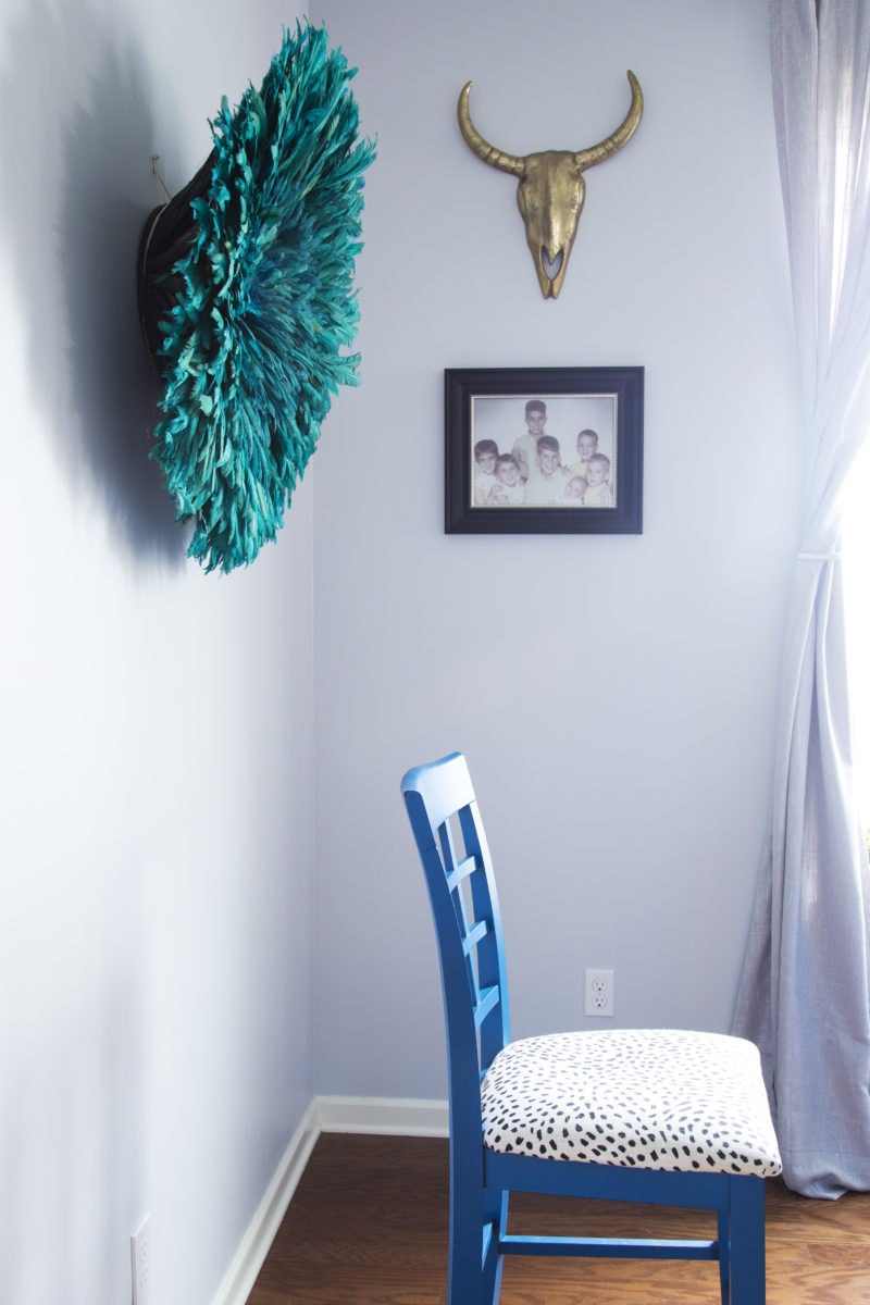 Britt Smith Photography | teal juju hat | blue juju hat | blue chairs | gray walls