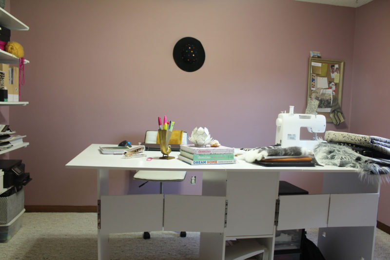 A beautiful pink wall color for the home office + updates | whitney J Decor | pink paint | pink walls | pink home office | pink office | nola decorator | new orleans interior design | new orleans decorator | nola interior designer | nola homes | new orleans homes |