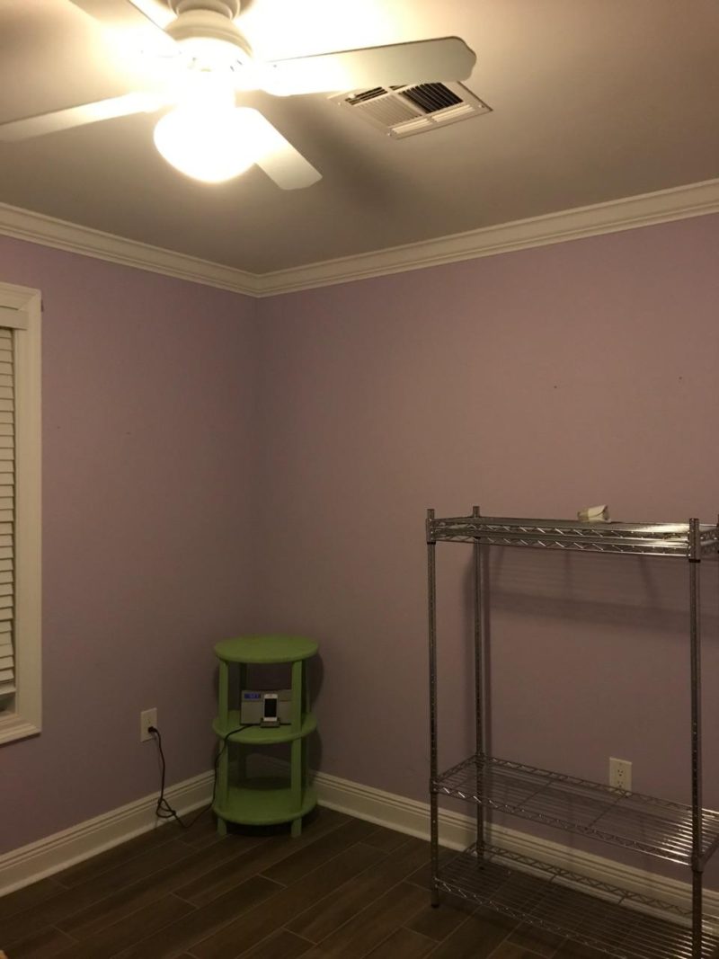 boring before photo | one room challenge week 1 | bold colorful guest bathroom | whitney J Decor | nola decorator | new orleans interior design | new orleans decorator | nola interior designer | nola homes | new orleans homes |