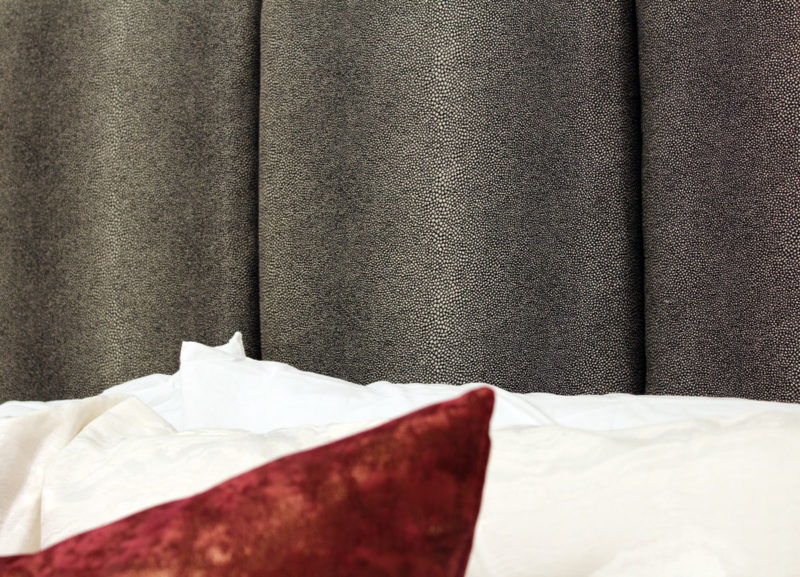 black and white headboard | black and white DIY headboard