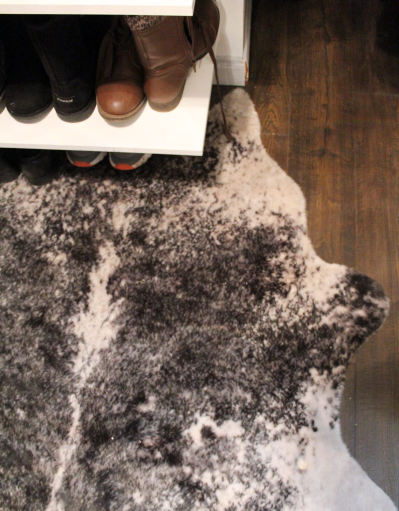 black and white closet decor | black and white decor | master closet inspiration | master closet ideas | walk in closet ideas | glam walk in closet | eclectic walk in closet | new orleans interior design | new orleans decorator | nola interior design | nola decorator | whitney j decor