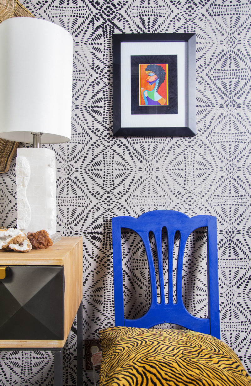 eclectic entryway | eclectic hallway