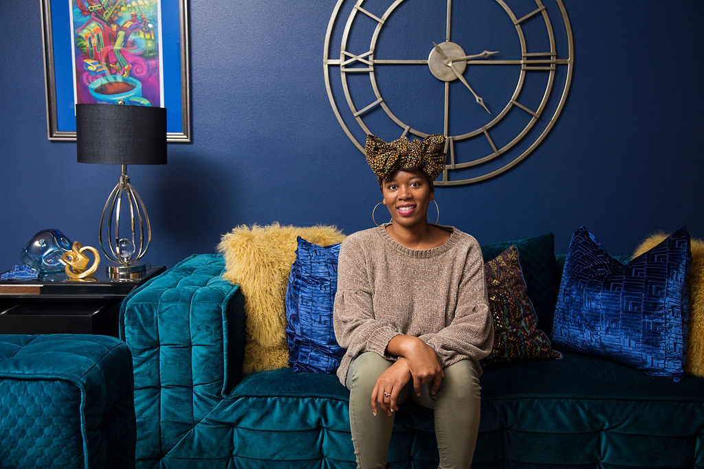 Whitney Jones of Whitney J Decor in bold, blue and green living room