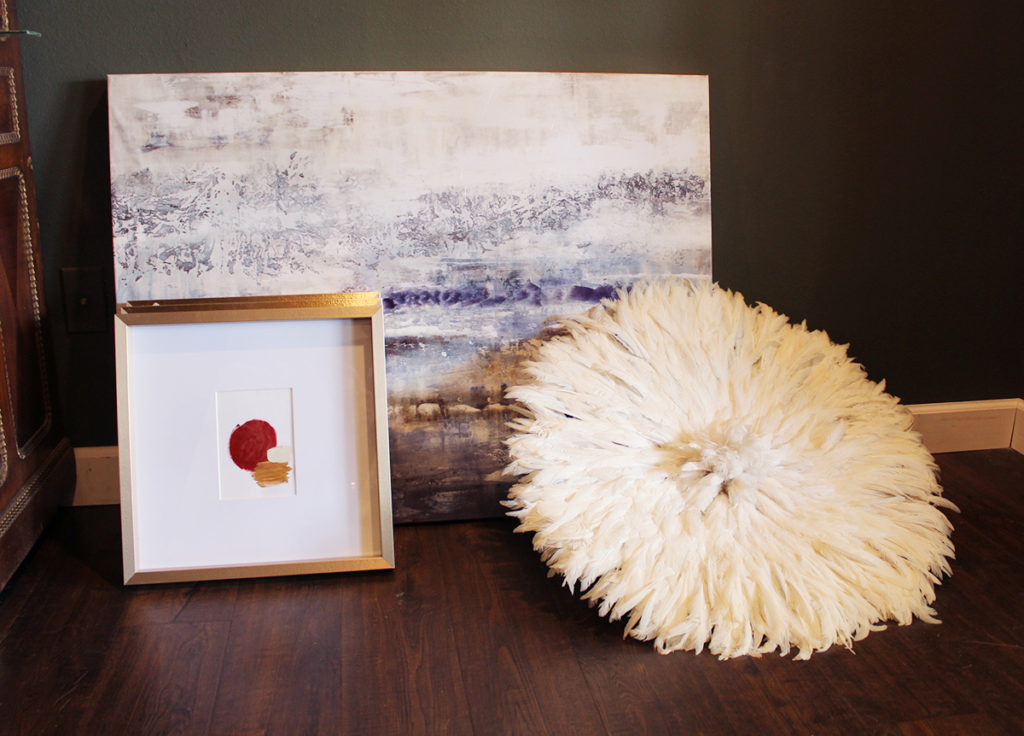 art options to use for styling around a vintage piano